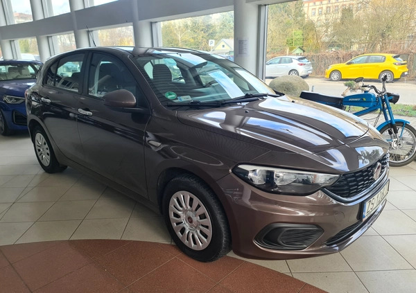 Fiat Tipo cena 48900 przebieg: 71000, rok produkcji 2018 z Strzegom małe 379